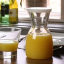 [WW250135] Garrafa con tapa para bebidas 250ml - 8oz en policarbonato transparente - Cambro