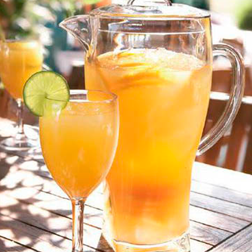 Jarra con tapa 2 lt (67 oz) acrílica transparente (Outlet) - Arcoroc