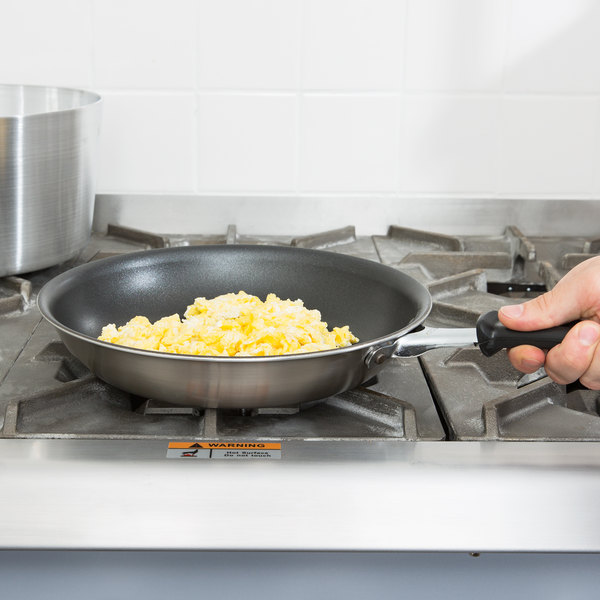 [69110] Sartén Tribute Antiadherente 25.4cm Mango Silicona - Vollrath